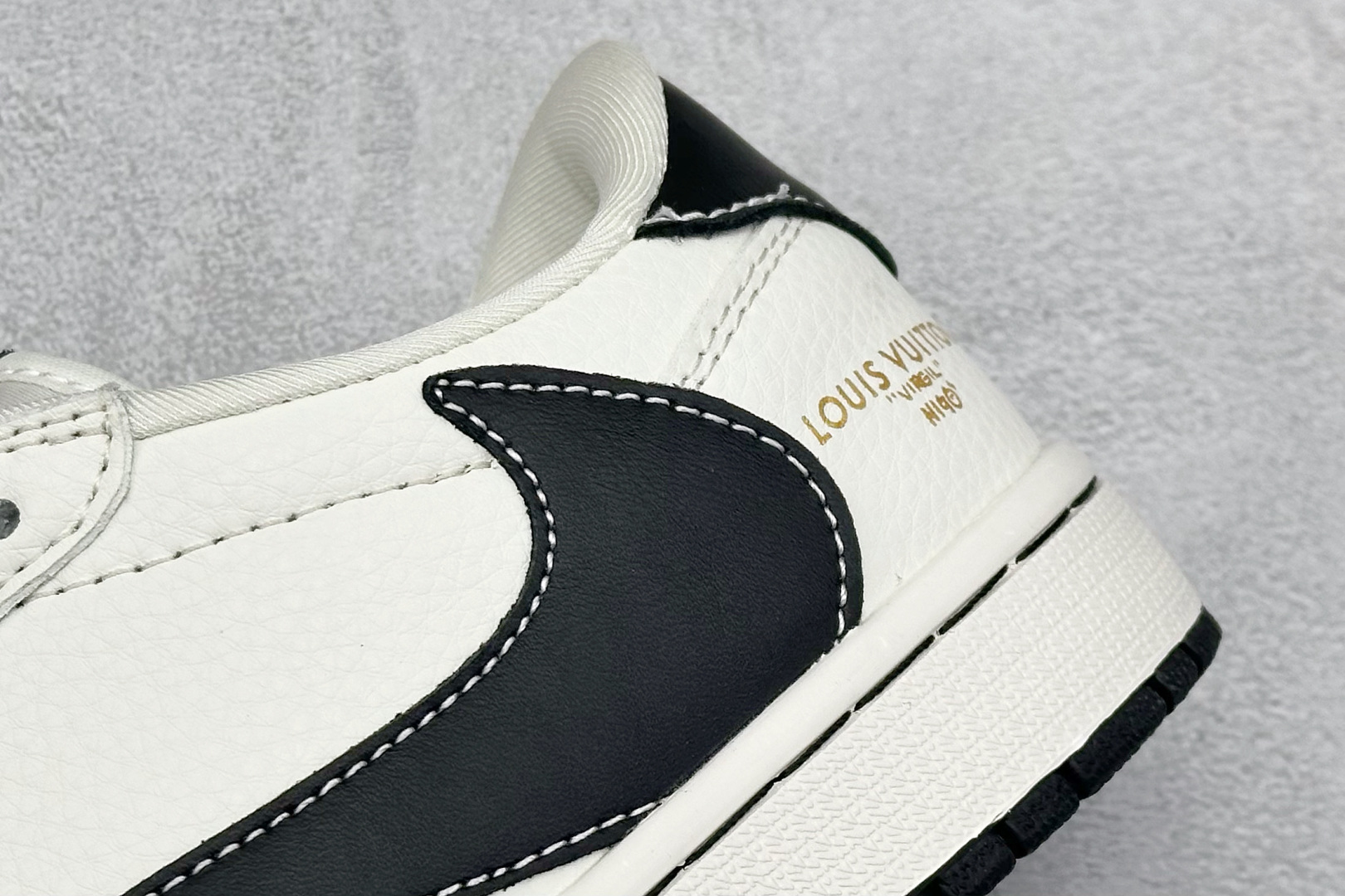 Travis Scott x Fragment Design x Air Jordan 1 Low SP AJ1 乔1 LV联名 米黑金标 低帮文化休闲板鞋 JW1188-144