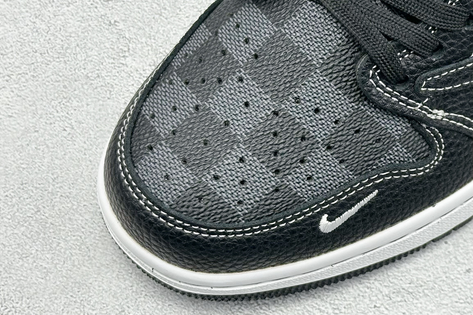 XC版Travis Scott x Fragment Design x Air Jordan 1 Low SP AJ1 乔1 LV联名 黑方格荔纹 低帮文化休闲板鞋 DZ5899-008