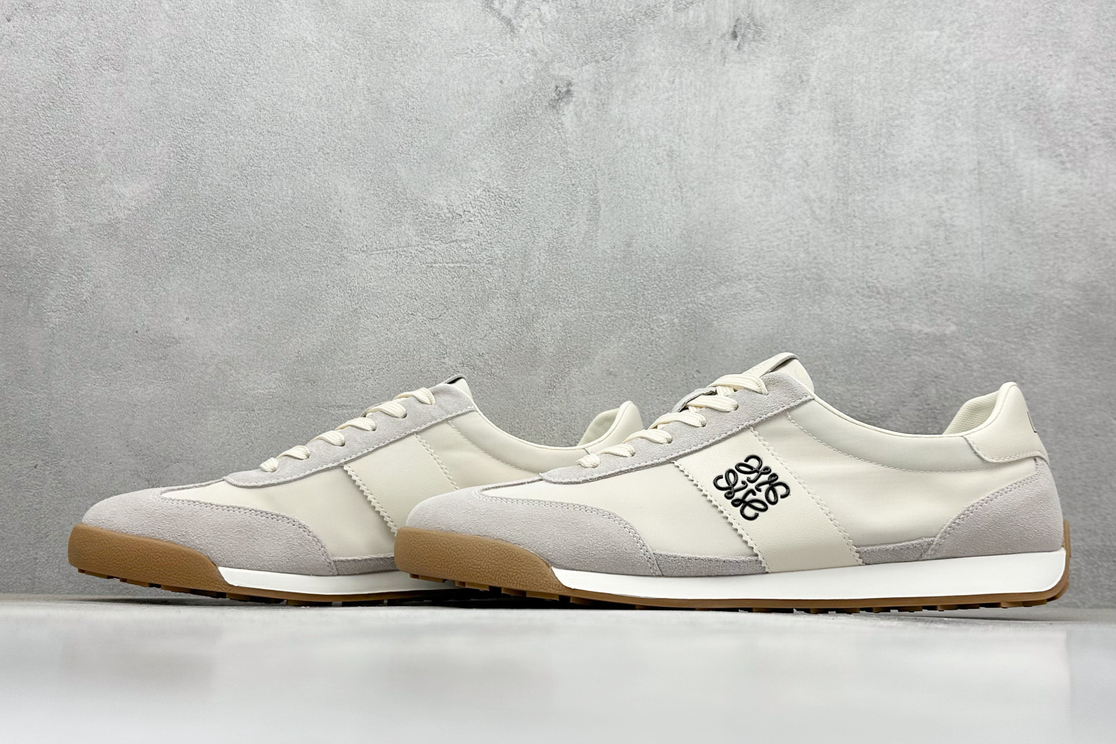 360 罗意威/Loewe Ballet Runner 25ss春季新款爆款 2.0系列阿甘复古风德训鞋薄底百搭休闲运动鞋