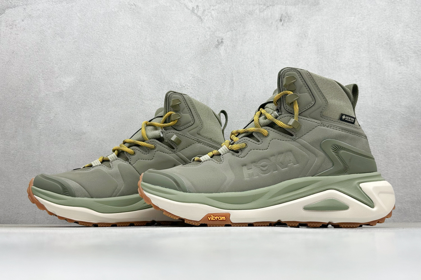 260 HOKA ONE ONE KAHA 3 HIGH GTX 高帮专业越野跑步鞋 1162530/SMLK