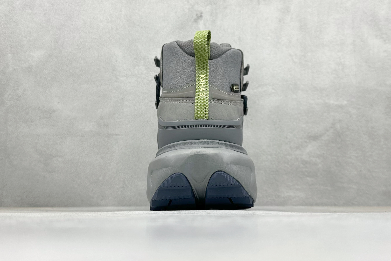 260 HOKA ONE ONE KAHA 3 HIGH GTX 高帮专业越野跑步鞋 1162530/ADY