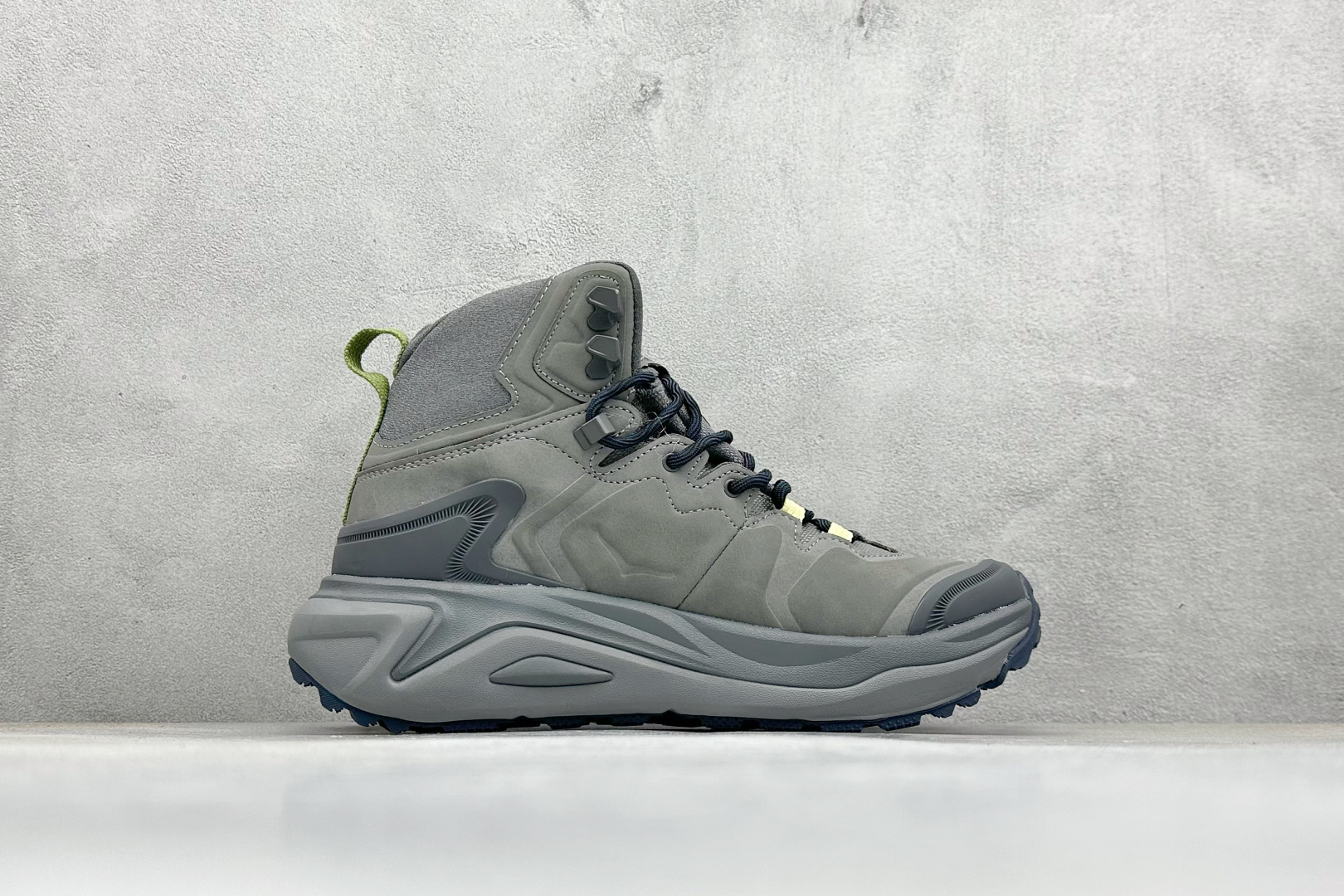 260 HOKA ONE ONE KAHA 3 HIGH GTX 高帮专业越野跑步鞋 1162530/ADY