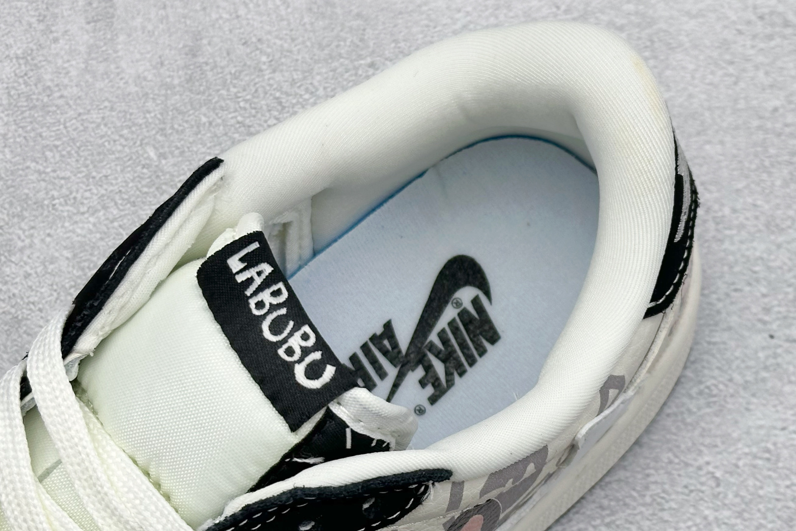 280 Travis Scott x Nike Air Jordan 1 Low x LABUBU Air Jordan 1 Low 反转黑白小勾拉布布倒钩 DX1888-096-Chinese UA Cheap High Quatity Brand Clothes Bags handbags Sneakers wholesale wholesaler seller from China Factory suppliers Fashion Clothing Shoes best Quality Beautiful Price 280 Travis Scott x Nike Air Jordan 1 Low x LABUBU Air Jordan 1 Low 反转黑白小勾拉布布倒钩 DX1888-096