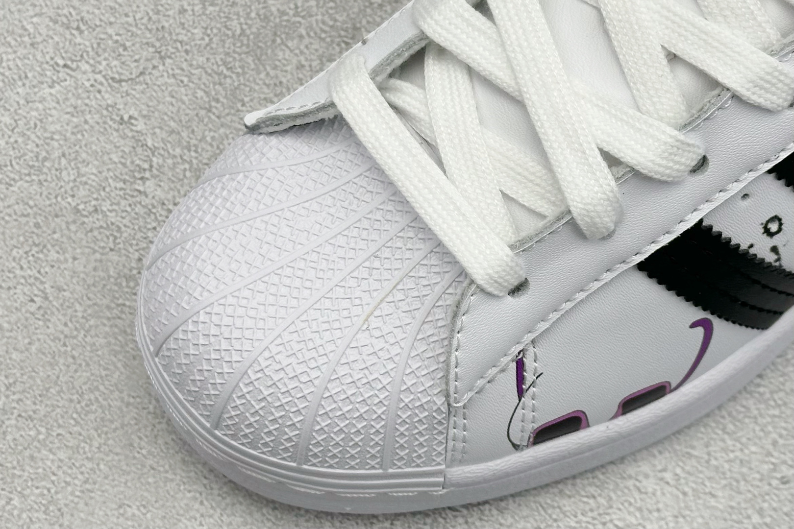 140 Adidas Originals Superstar 贝壳头 EG4958