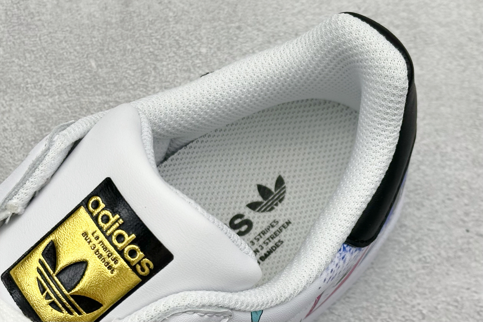 140 Adidas Originals Superstar 贝壳头 EG4958