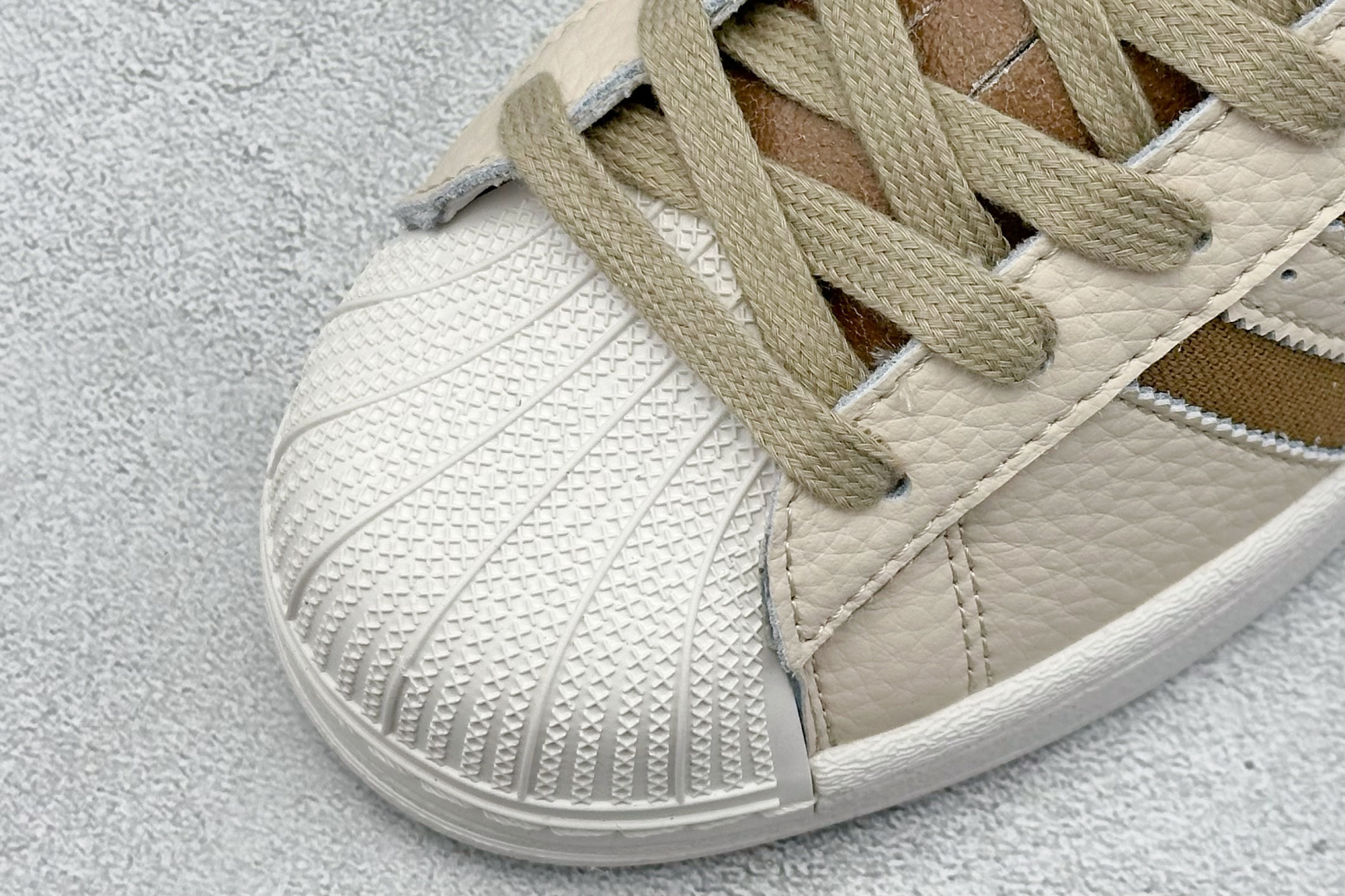 140 Adidas Originals Superstar II 贝壳头 JR6988