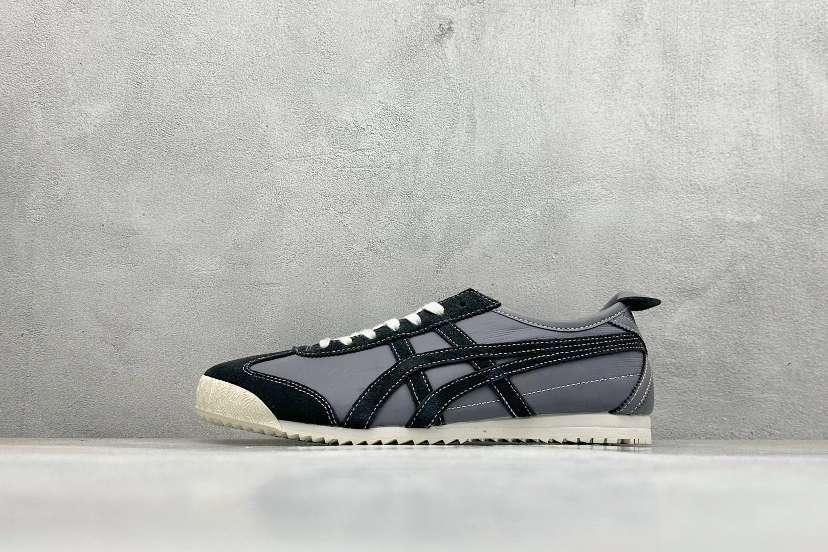 150 W版Onitsuka Tiger鬼塚虎 MEXICO 66 NM 舒适百搭 防滑耐磨 低帮 生活休闲鞋 1183C176-200