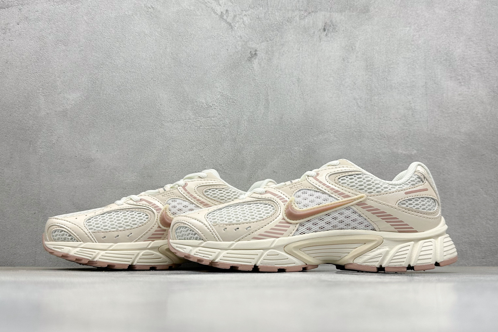 GS版 NK V5 RNR 舒适百搭跑步鞋 IH5088-001