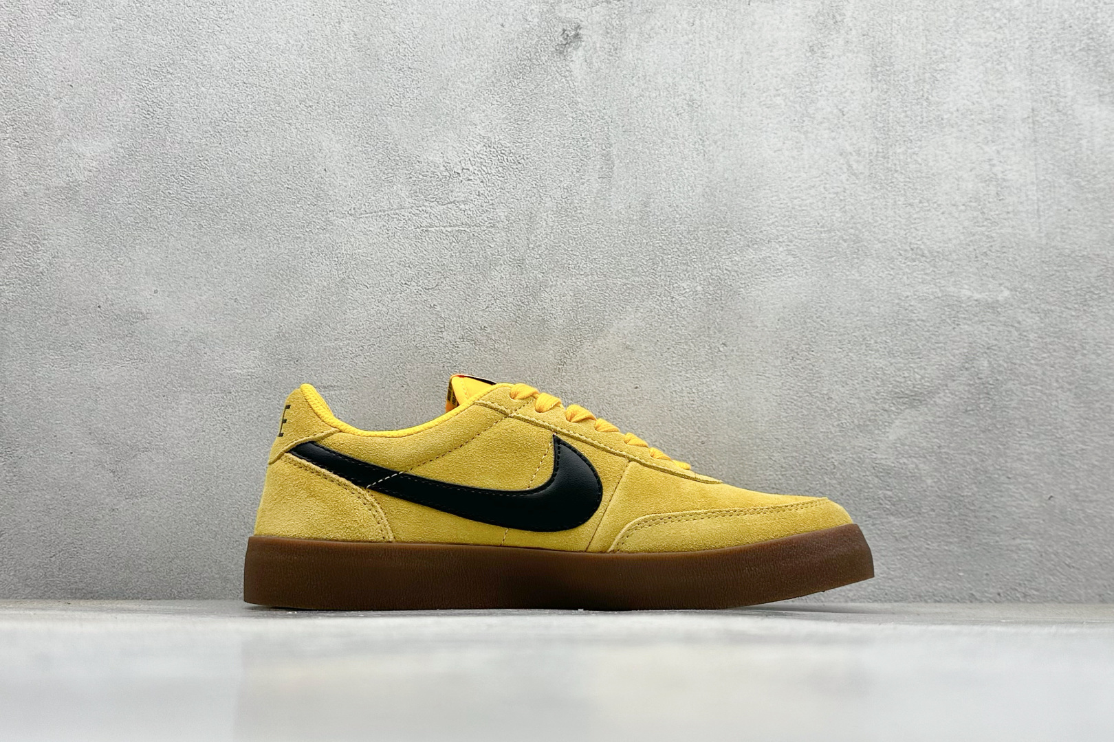 FS版 Nk Killsh II Leather 低帮休闲板鞋 FQ8903-700