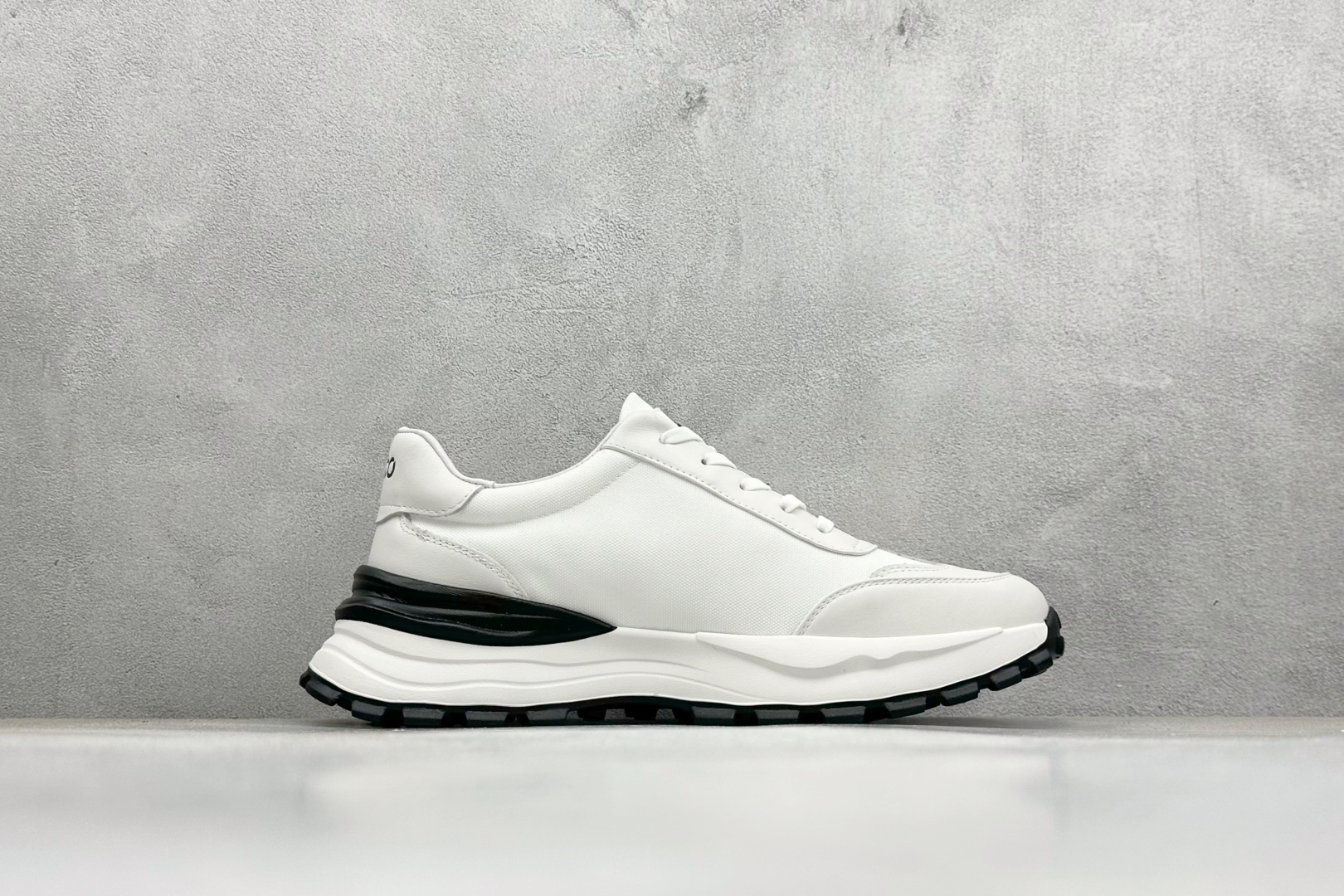 300 Ecco 爱步春季新款 柔酷7号系列 百搭轻盈休闲鞋 756558-010