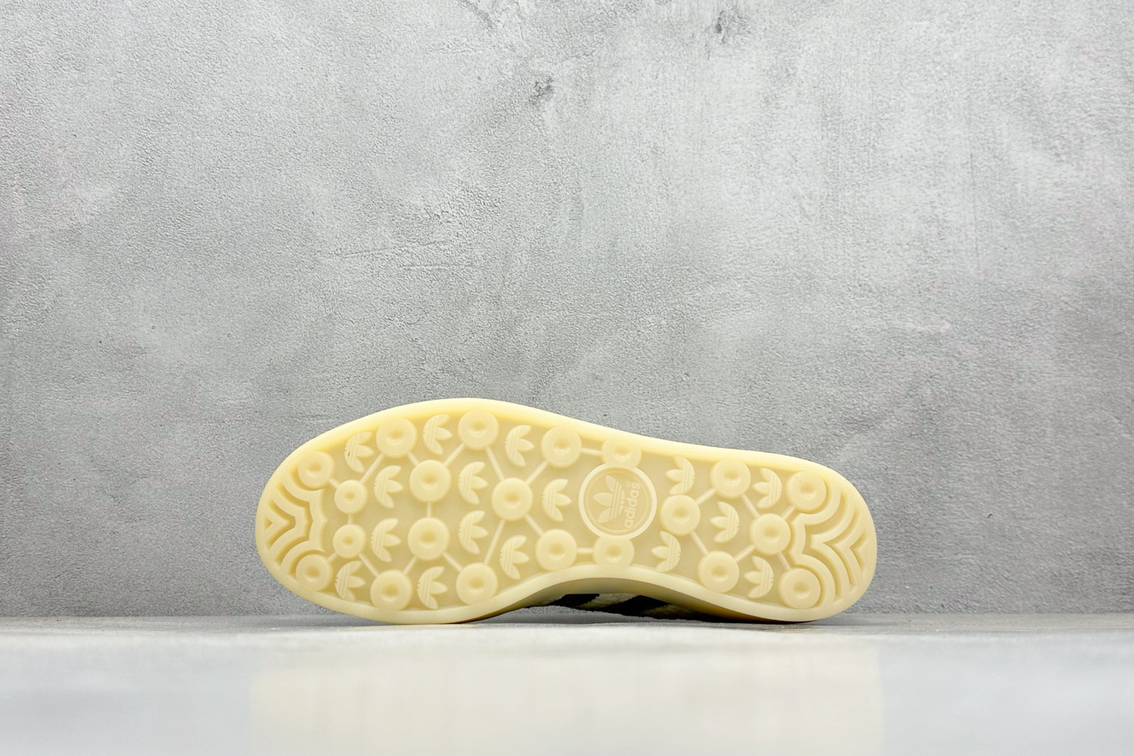 150 Adidas Originals Gazelle INdoor 灰白 三叶草休闲防滑耐磨低帮板鞋 JR3837