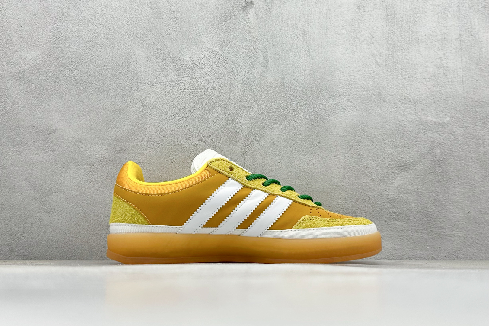 190 Bad Bunny x Adidas Gazelle Indoor 联名款 三叶草复古休闲防滑耐磨低帮板鞋 JS5051