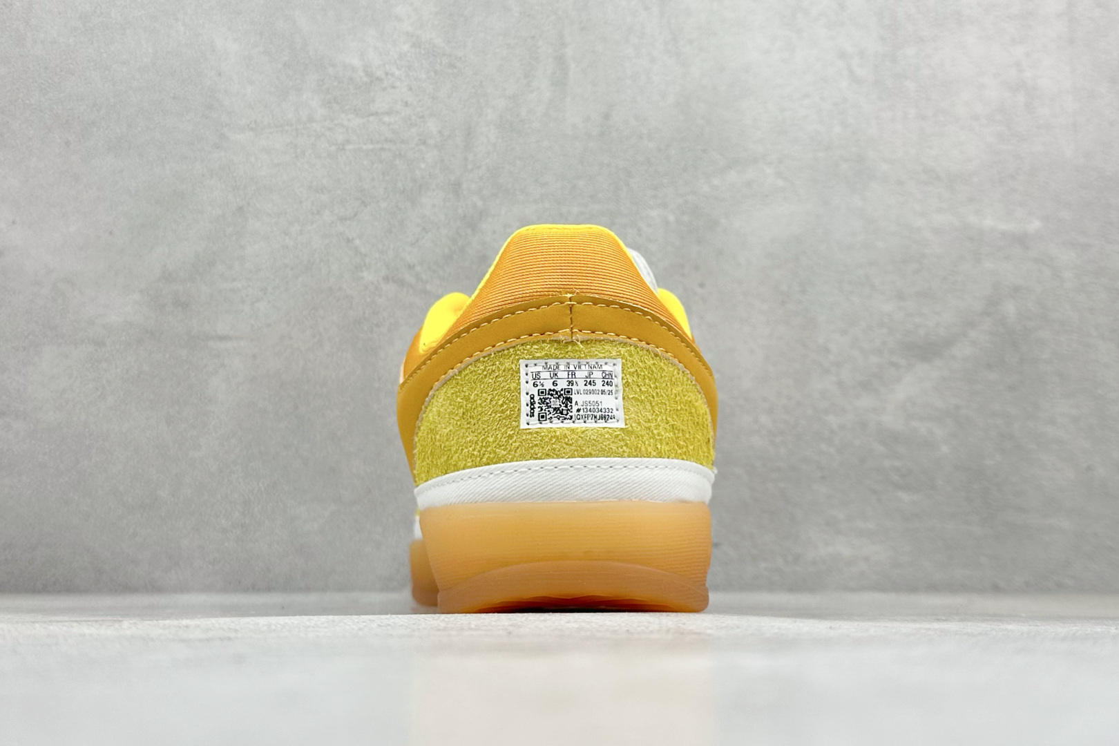 190 Bad Bunny x Adidas Gazelle Indoor 联名款 三叶草复古休闲防滑耐磨低帮板鞋 JS5051