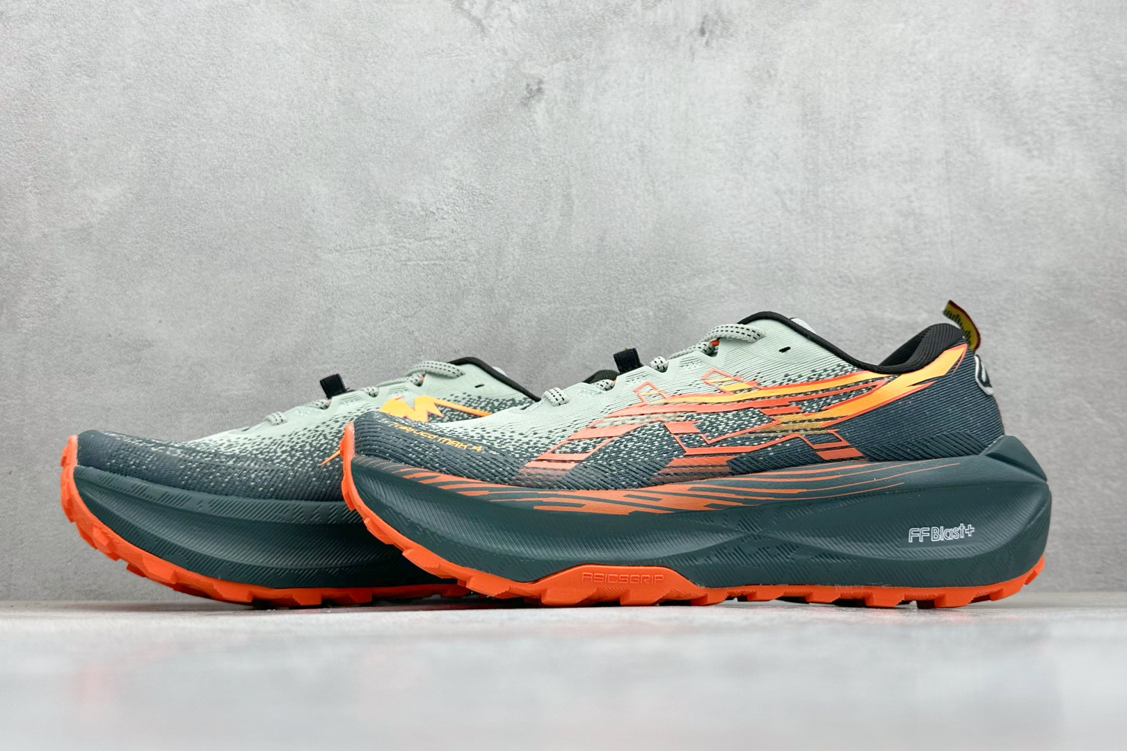 200 Asics Trabuco 4 亚瑟士运动休闲透气专业跑鞋 1011B976-400