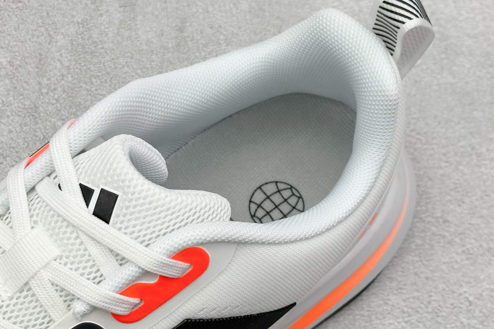 190 AD RUNFALCON 3.0 阿迪全新休闲轻跑鞋 D58364