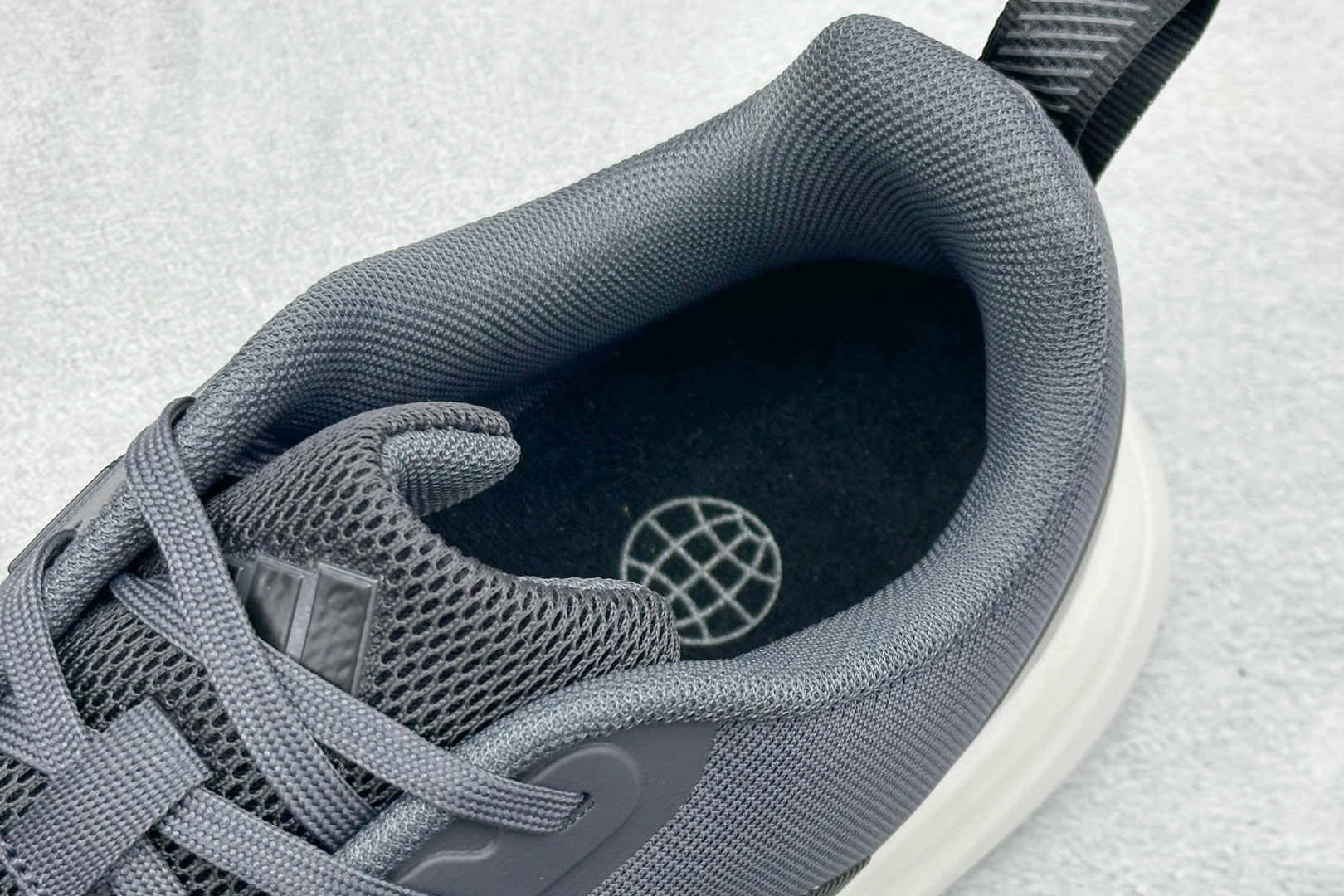 190 AD RUNFALCON 3.0 阿迪全新休闲轻跑鞋 D58368