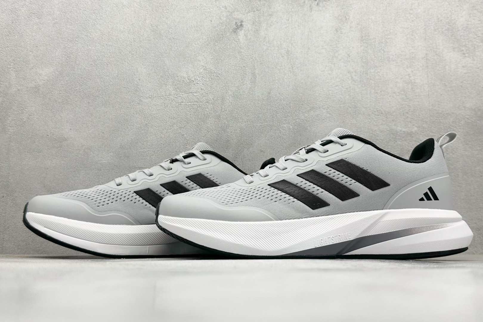 190 AD RUNFALCON 3.0 阿迪全新休闲轻跑鞋 D58365