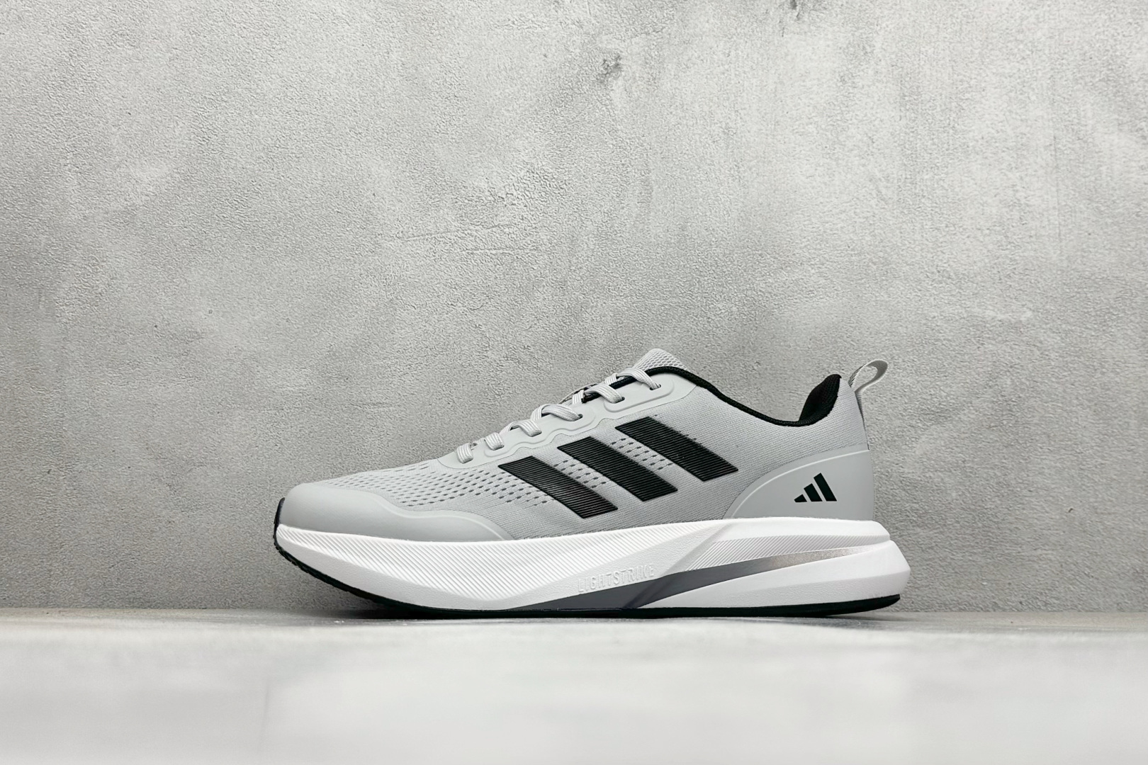 190 AD RUNFALCON 3.0 阿迪全新休闲轻跑鞋 D58365