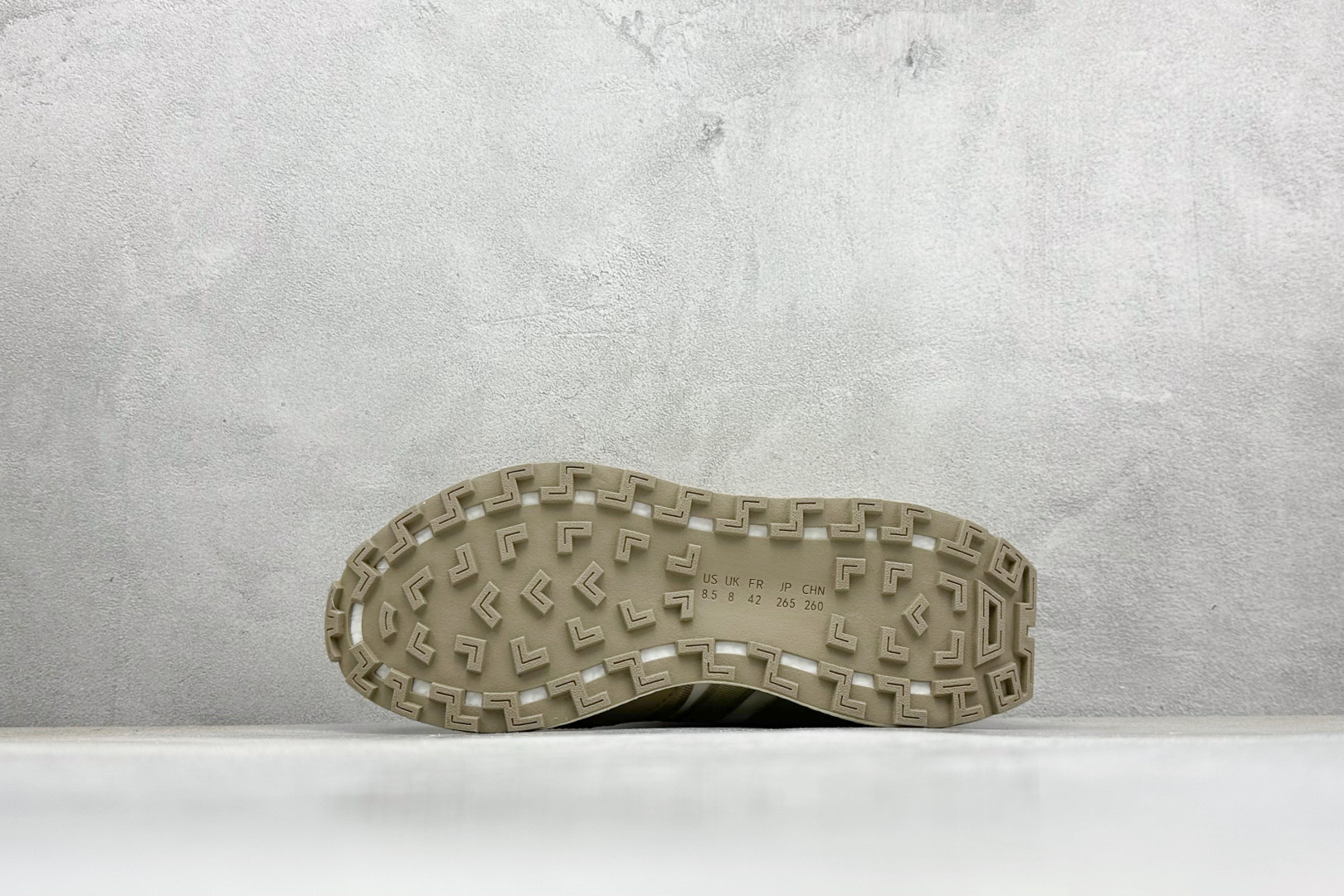 170 AD Originals Retropy E5 爆米花中底 复古运动休闲跑步鞋 脚感爆炸 非常舒适 HQ3657