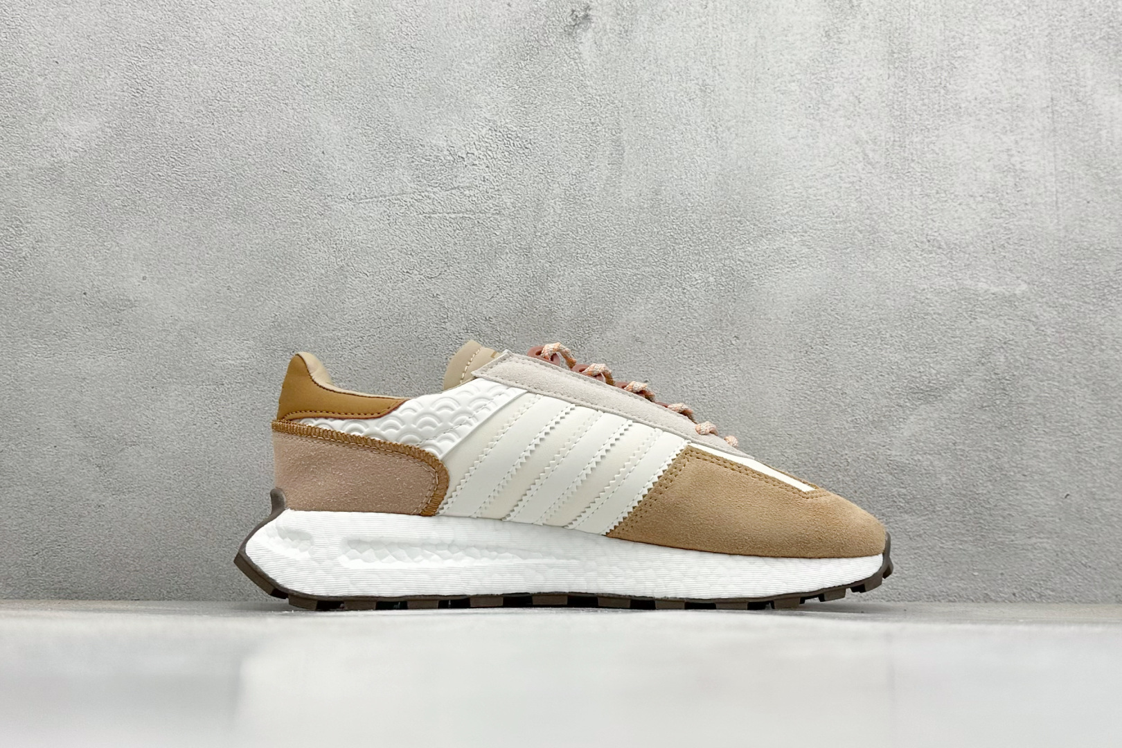 170 AD Originals Retropy E5 爆米花中底 复古运动休闲跑步鞋 脚感爆炸 非常舒适 IF4324