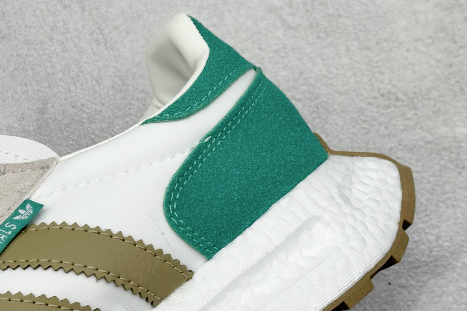 170 AD Originals Retropy E5 爆米花中底 复古运动休闲跑步鞋 脚感爆炸 非常舒适 IH3407