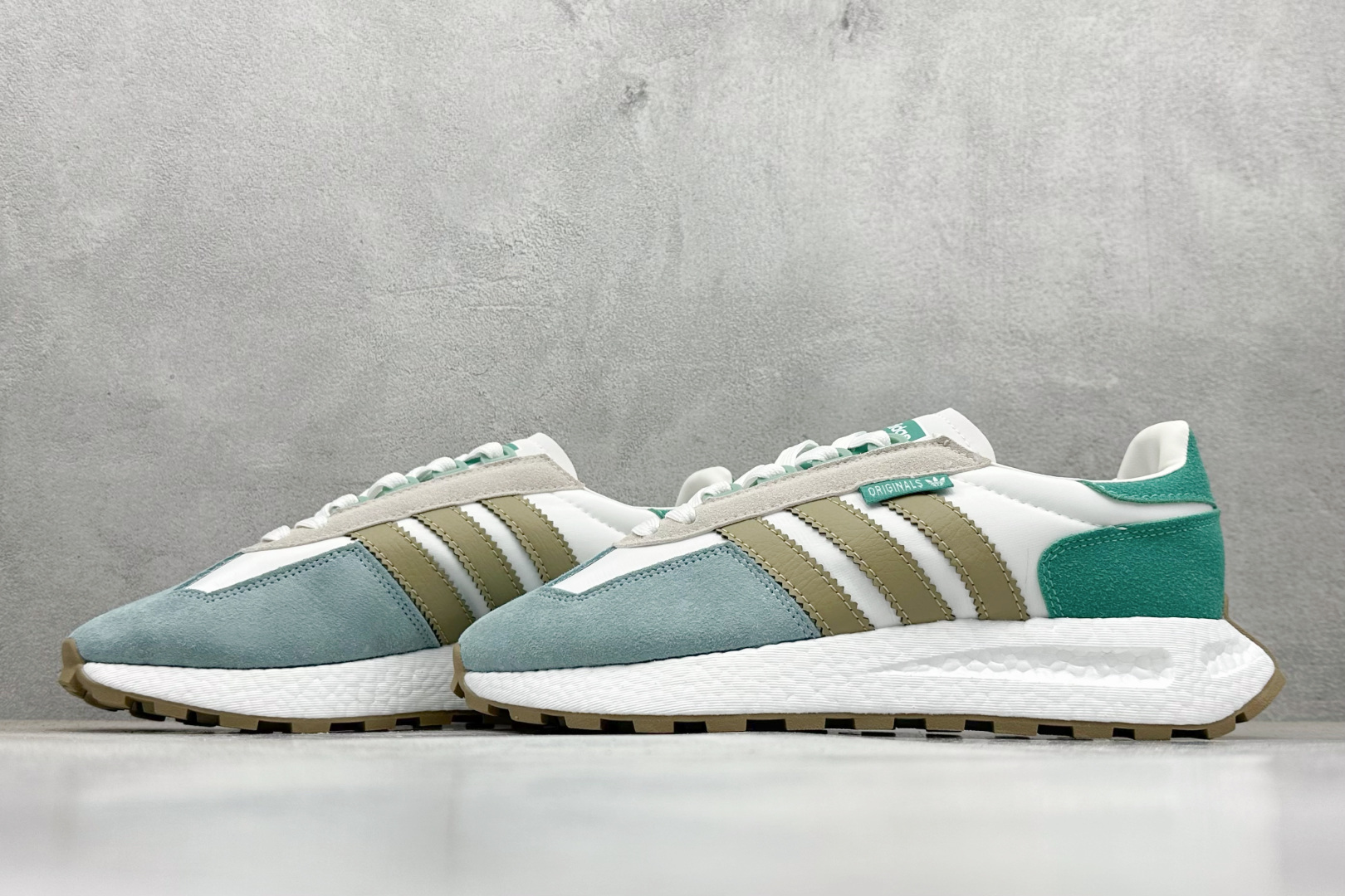 170 AD Originals Retropy E5 爆米花中底 复古运动休闲跑步鞋 脚感爆炸 非常舒适 IH3407