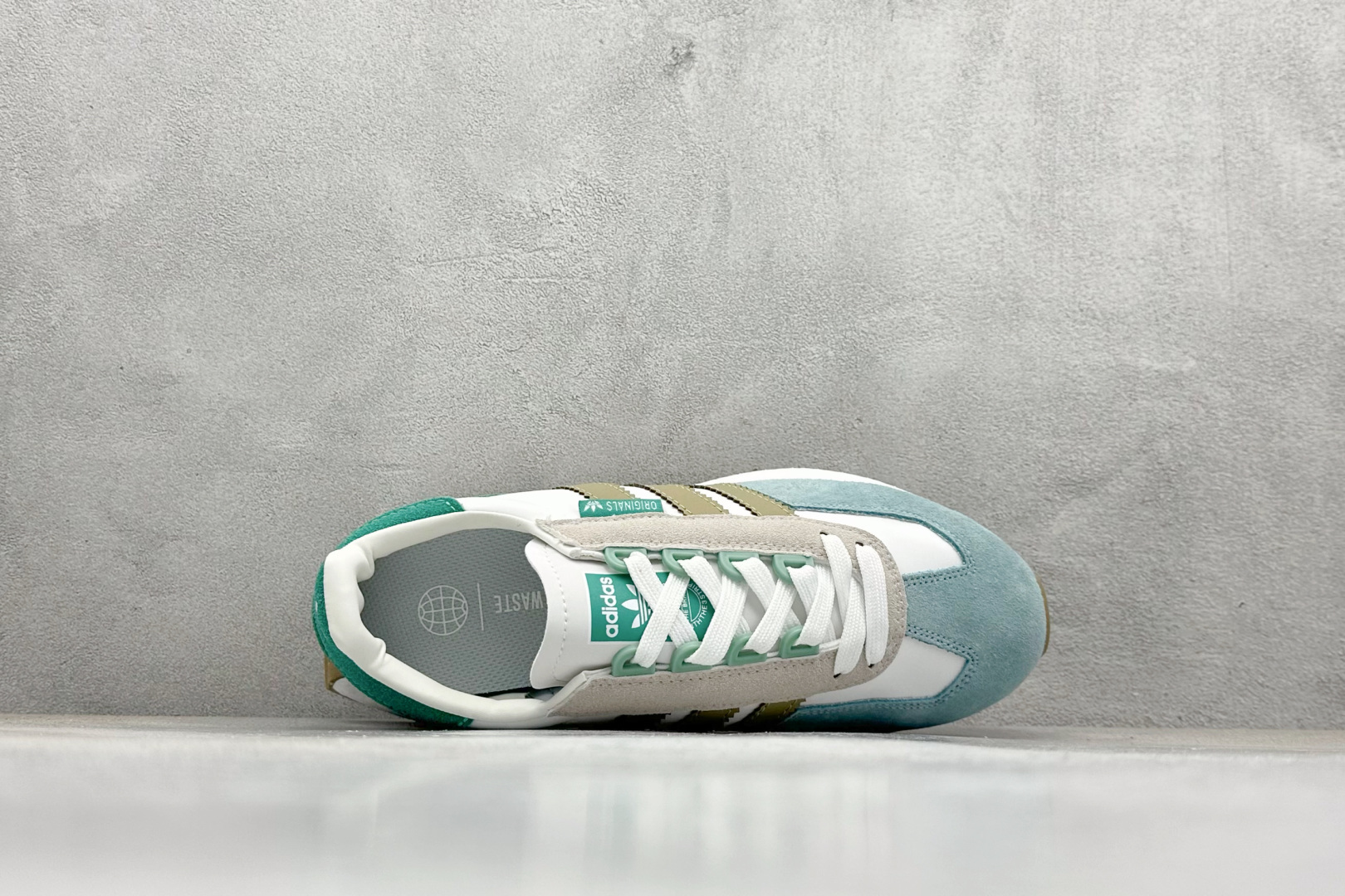 170 AD Originals Retropy E5 爆米花中底 复古运动休闲跑步鞋 脚感爆炸 非常舒适 IH3407