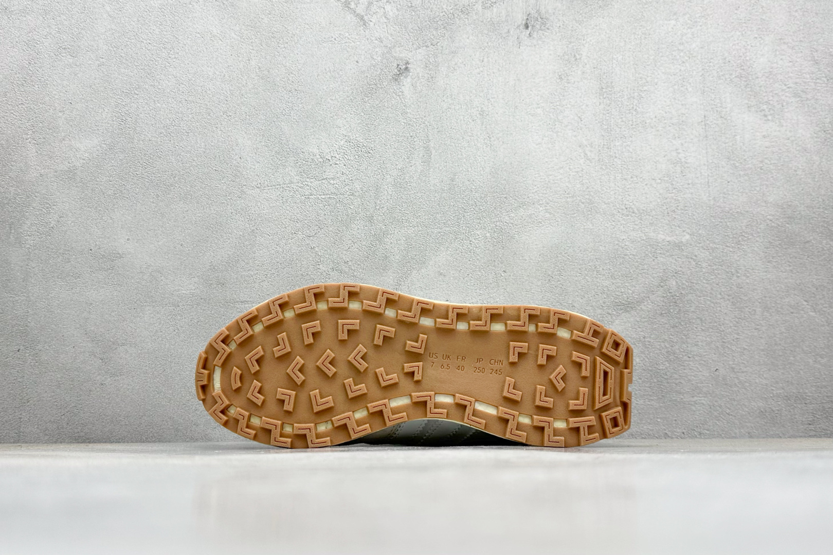 170 AD Originals Retropy E5 爆米花中底 复古运动休闲跑步鞋 脚感爆炸 非常舒适 HO3075-Chinese UA Cheap High Quatity Brand Clothes Bags handbags Sneakers wholesale wholesaler seller from China Factory suppliers Fashion Clothing Shoes best Quality Beautiful Price 170 AD Originals Retropy E5 爆米花中底 复古运动休闲跑步鞋 脚感爆炸 非常舒适 HO3075