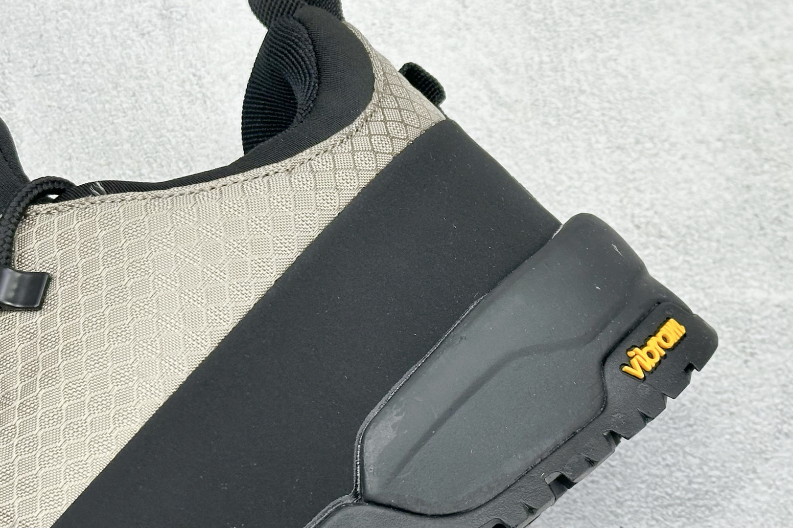 240 The North Face 北面 户外运动休闲登山鞋越野徒步鞋