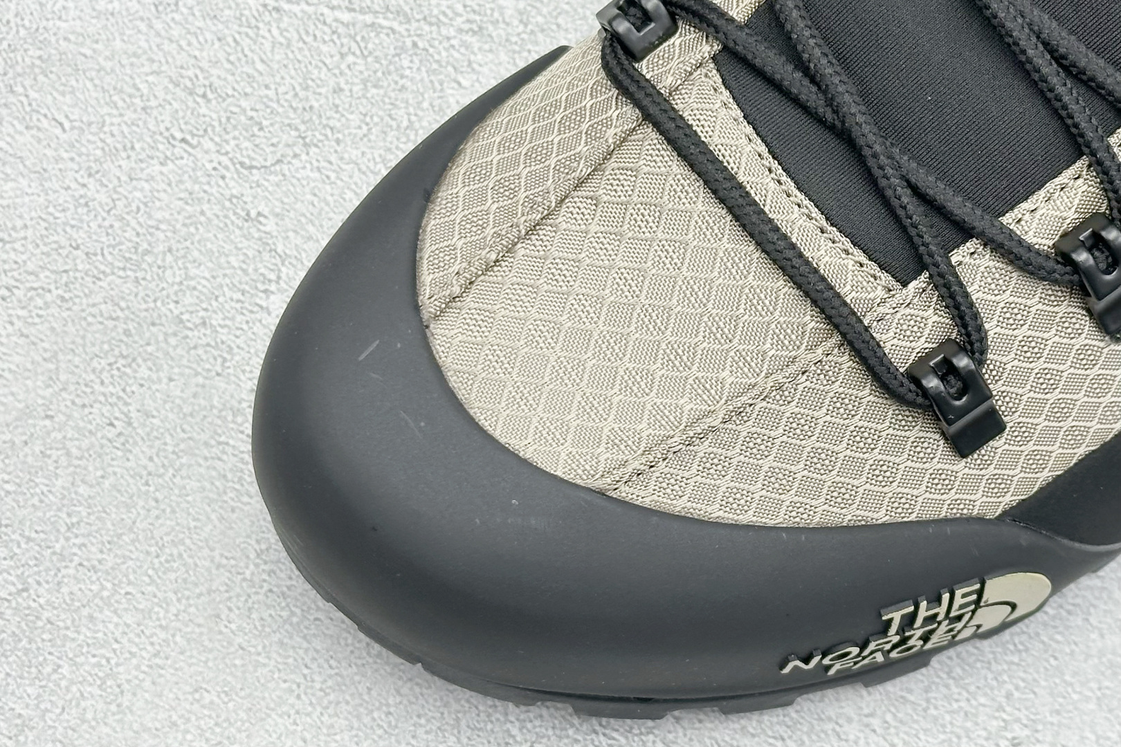 240 The North Face 北面 户外运动休闲登山鞋越野徒步鞋