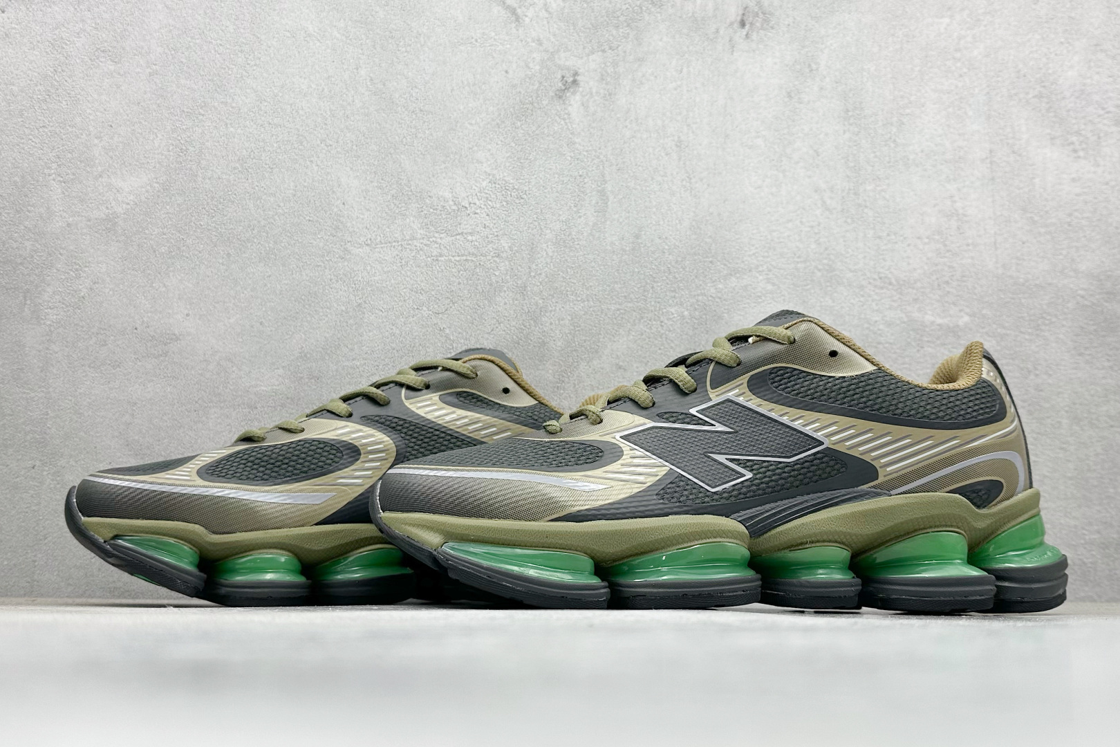 210 New Balance 新百伦 NB2000 网面休闲鞋 U20006E1