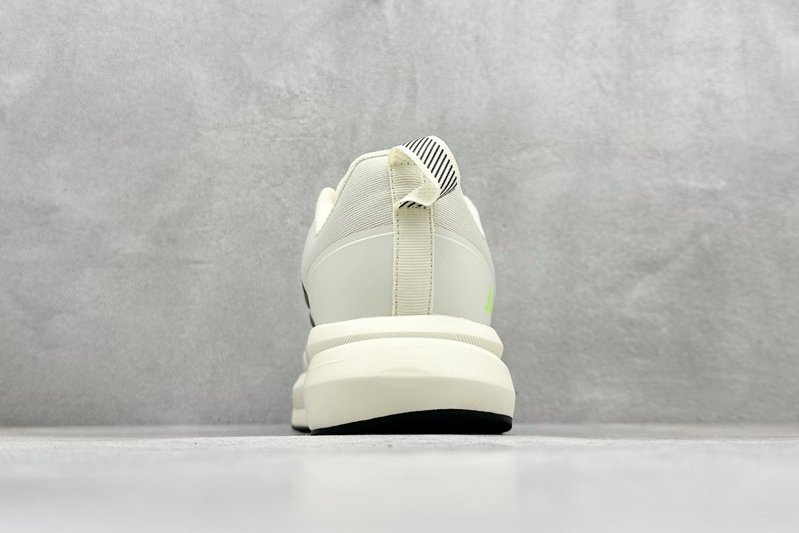 190 AD RUNFALCON 3.0 阿迪全新休闲轻跑鞋 D58367