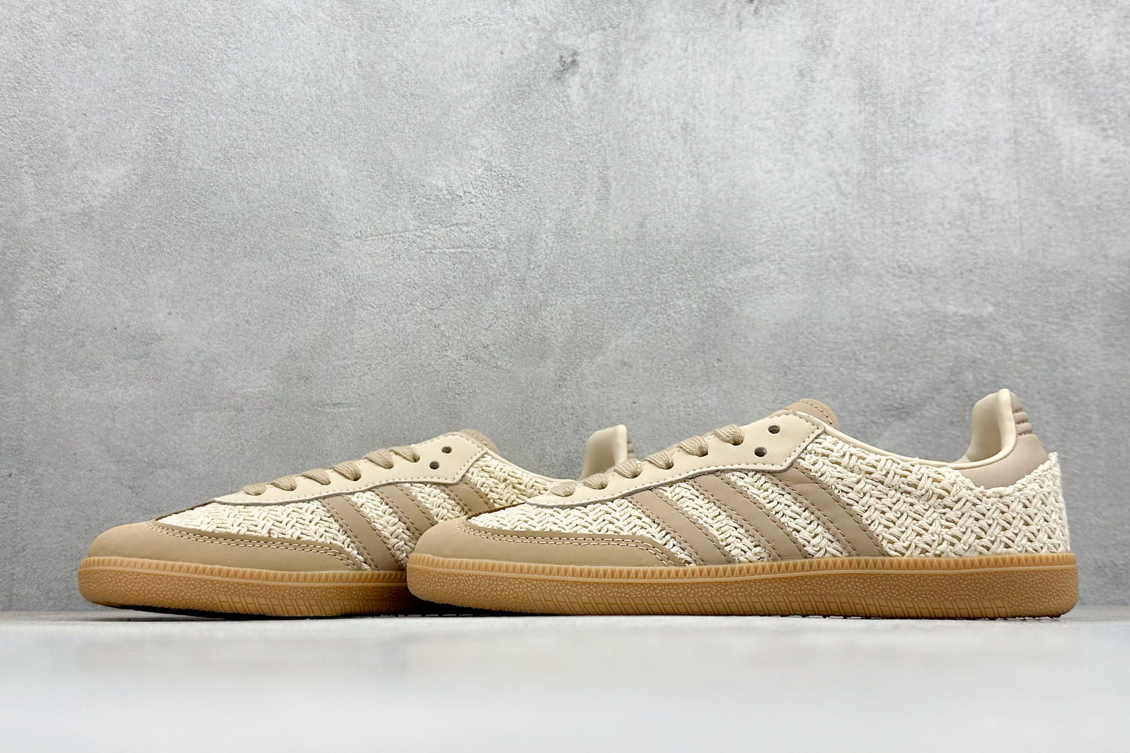 180 AD Originals Samba 桑巴训练鞋 JR9446