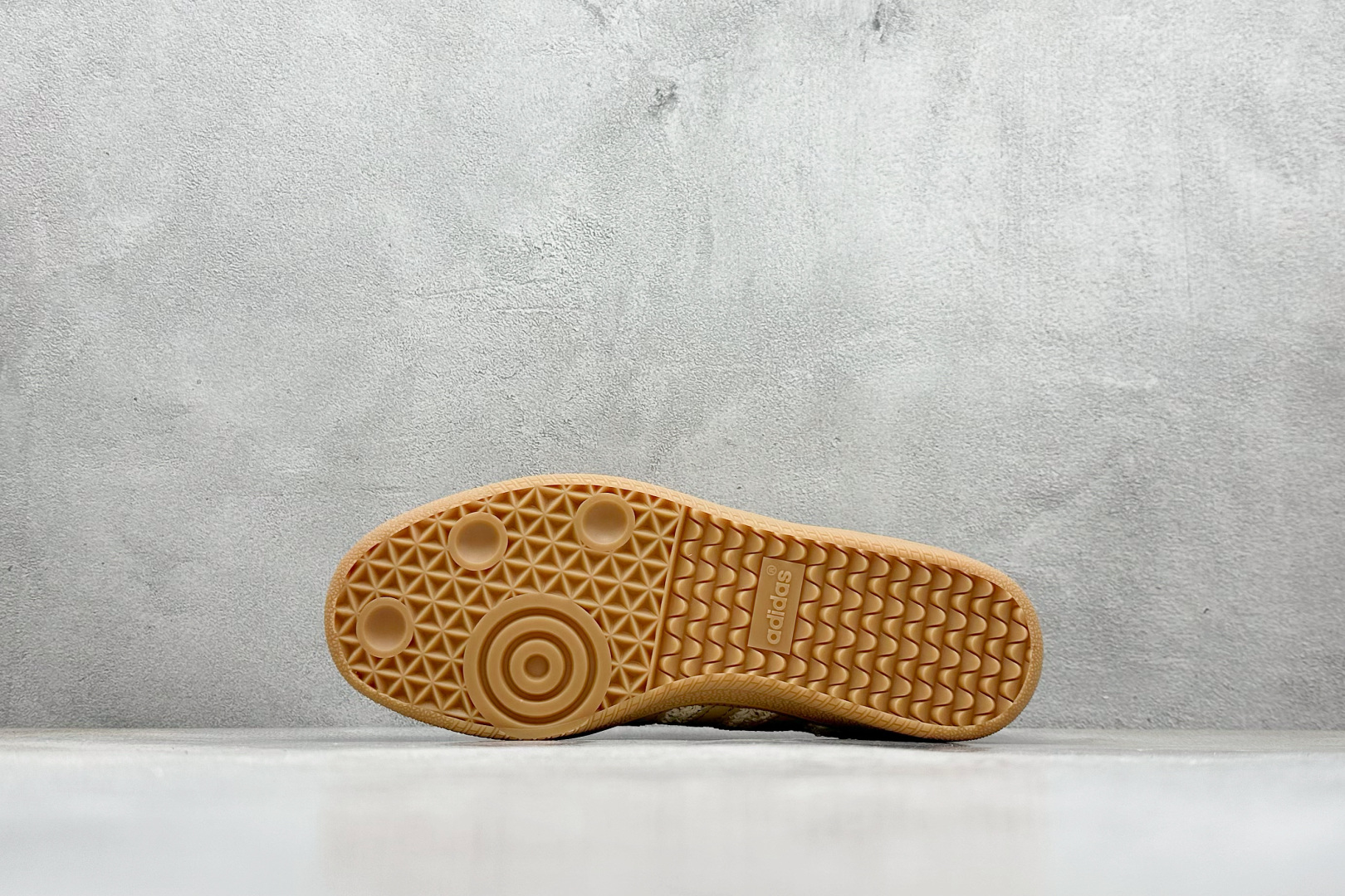 180 AD Originals Samba 桑巴训练鞋 JR9446