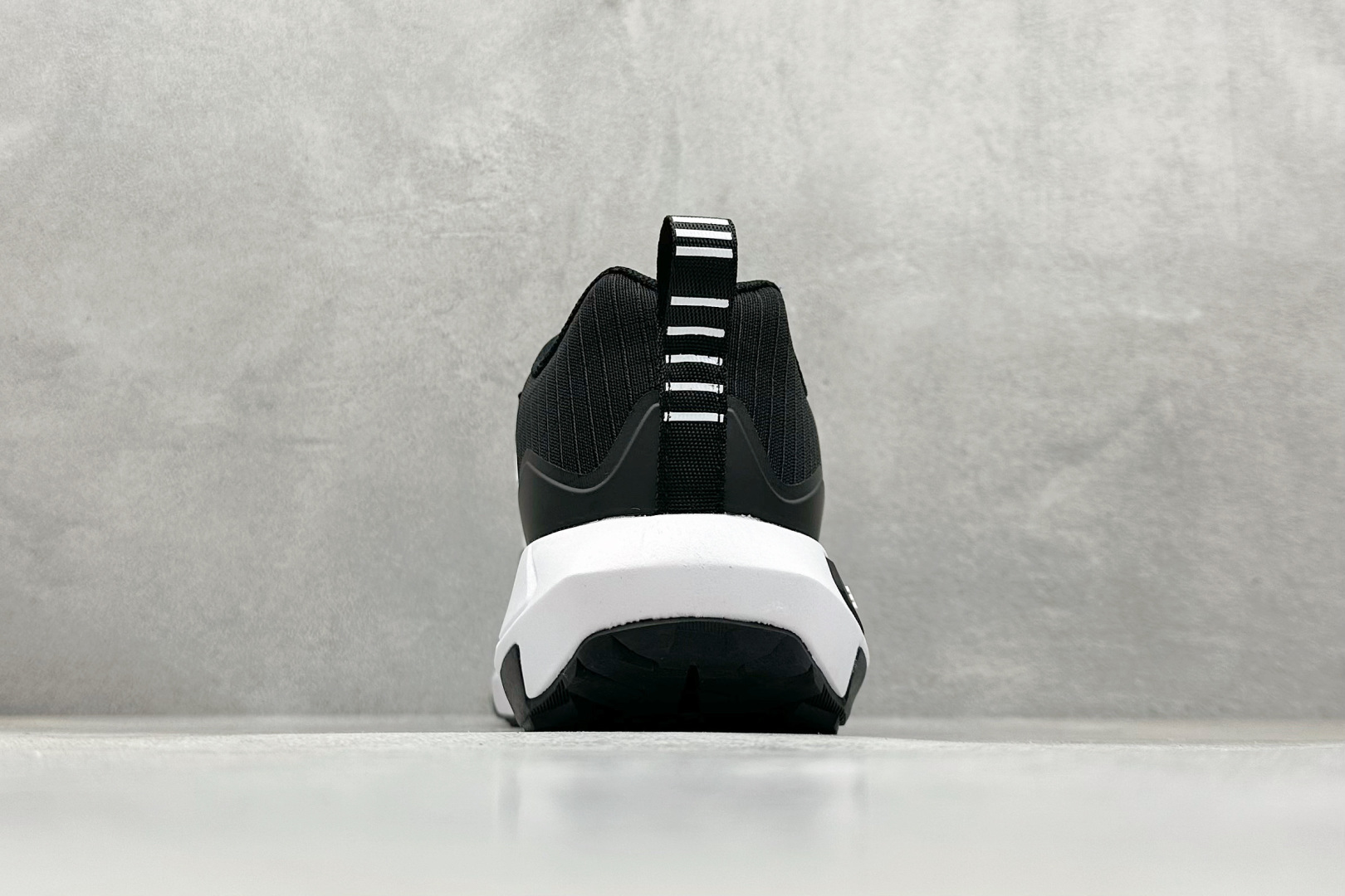 180 ADIDAS TWRREX 三叶草 清风系列 复古网面透气跑步鞋 跑步鞋 GW5775-Chinese UA Cheap High Quatity Brand Clothes Bags handbags Sneakers wholesale wholesaler seller from China Factory suppliers Fashion Clothing Shoes best Quality Beautiful Price 180 ADIDAS TWRREX 三叶草 清风系列 复古网面透气跑步鞋 跑步鞋 GW5775