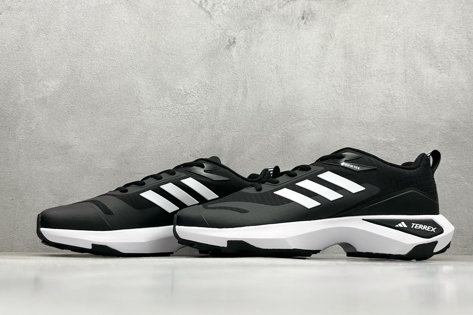 180 ADIDAS TWRREX 三叶草 清风系列 复古网面透气跑步鞋 跑步鞋 GW5775-Chinese UA Cheap High Quatity Brand Clothes Bags handbags Sneakers wholesale wholesaler seller from China Factory suppliers Fashion Clothing Shoes best Quality Beautiful Price 180 ADIDAS TWRREX 三叶草 清风系列 复古网面透气跑步鞋 跑步鞋 GW5775