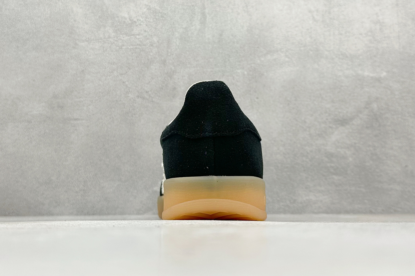 160 Adidas Originals Gazelle INdoor 三叶草休闲防滑耐磨低帮板鞋 JS1412