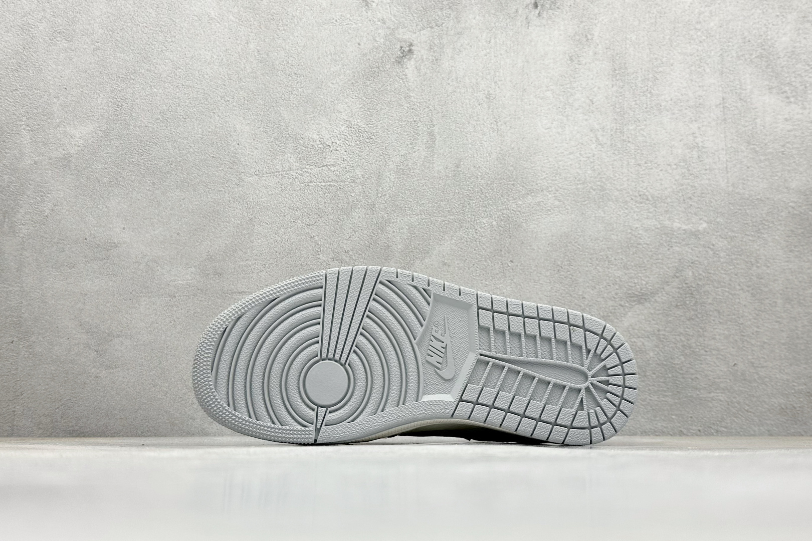 Travis Scott x Fragment Design x Air Jordan 1 Low SP AJ1 乔1 拉布布 低帮文化休闲板鞋 JW1188-163-莆田鞋,莆田鞋货源,高仿鞋,高仿鞋货源,安福档口,莆田高仿鞋,莆田鞋批发,高仿鞋批发,莆田高仿运动鞋,高仿运动鞋,莆田运动鞋 Travis Scott x Fragment Design x Air Jordan 1 Low SP AJ1 乔1 拉布布 低帮文化休闲板鞋 JW1188-163