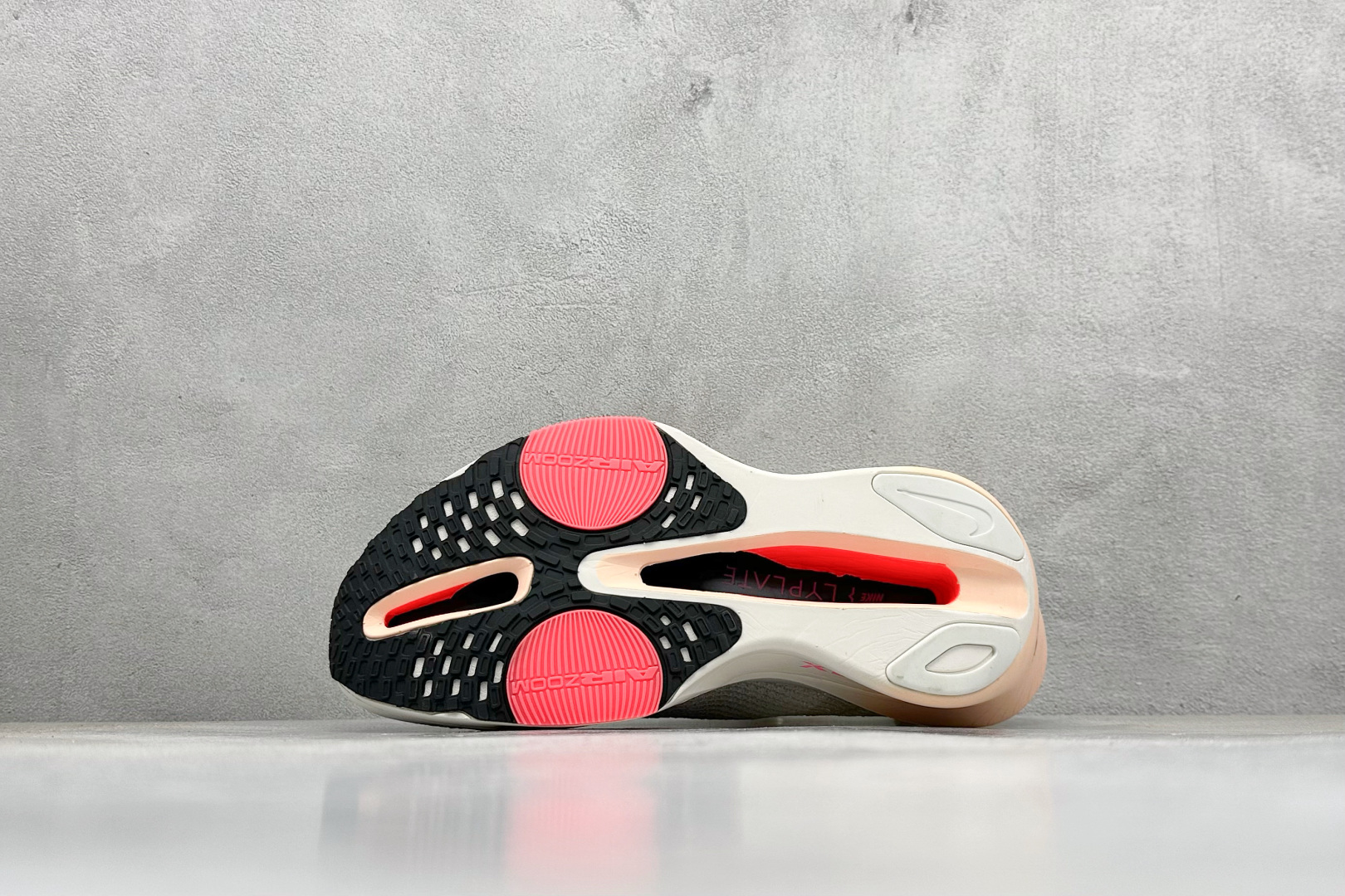 NK Air Zoom Alphafly Next%3 系列马拉松轻量竞速运动跑鞋 FD8311-103