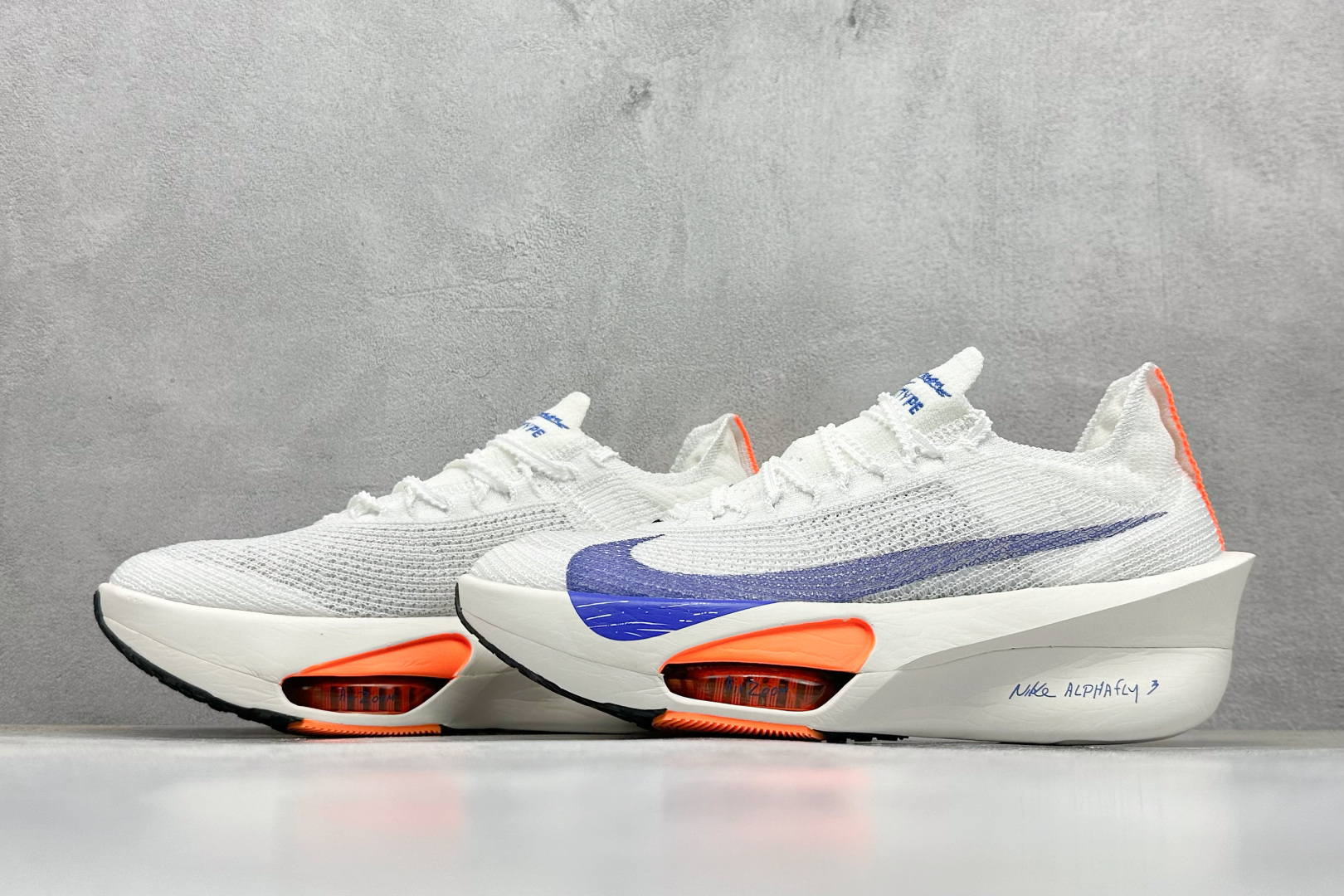 NK Air Zoom Alphafly Next%3 系列马拉松轻量竞速运动跑鞋 HF7357-900-莆田鞋,莆田鞋货源,高仿鞋,高仿鞋货源,安福档口,莆田高仿鞋,莆田鞋批发,高仿鞋批发,莆田高仿运动鞋,高仿运动鞋,莆田运动鞋 NK Air Zoom Alphafly Next%3 系列马拉松轻量竞速运动跑鞋 HF7357-900