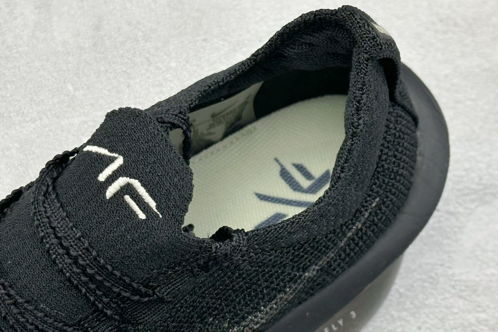 NK Air Zoom Alphafly Next%3 系列马拉松轻量竞速运动跑鞋 HV6350-001-莆田鞋,莆田鞋货源,高仿鞋,高仿鞋货源,安福档口,莆田高仿鞋,莆田鞋批发,高仿鞋批发,莆田高仿运动鞋,高仿运动鞋,莆田运动鞋 NK Air Zoom Alphafly Next%3 系列马拉松轻量竞速运动跑鞋 HV6350-001