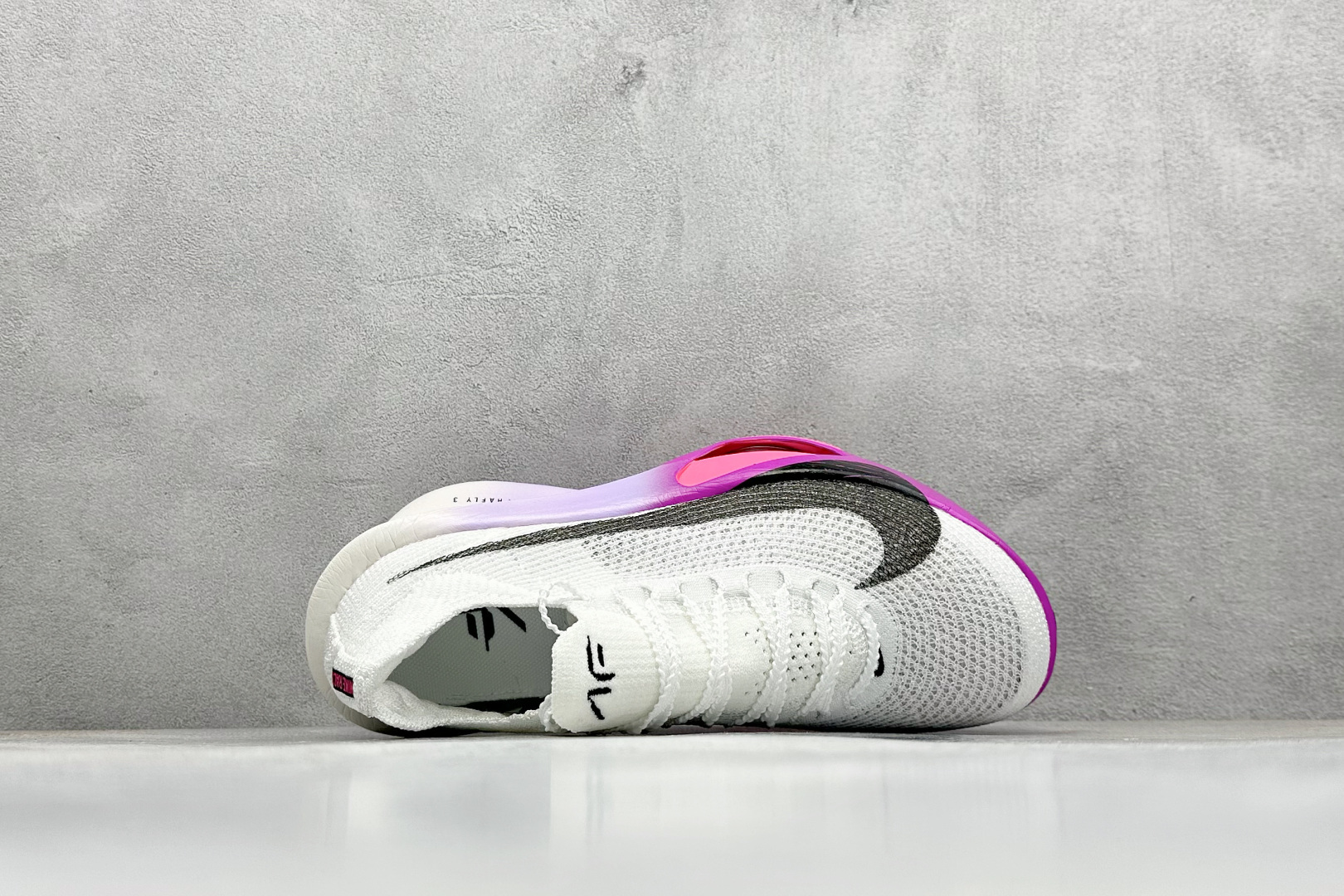 NK Air Zoom Alphafly Next%3 系列马拉松轻量竞速运动跑鞋 FD8311-100-莆田鞋,莆田鞋货源,高仿鞋,高仿鞋货源,安福档口,莆田高仿鞋,莆田鞋批发,高仿鞋批发,莆田高仿运动鞋,高仿运动鞋,莆田运动鞋 NK Air Zoom Alphafly Next%3 系列马拉松轻量竞速运动跑鞋 FD8311-100