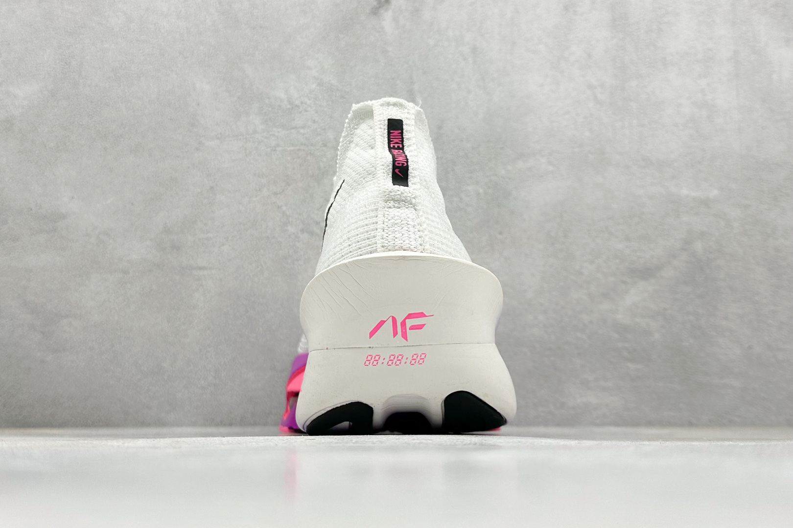 NK Air Zoom Alphafly Next%3 系列马拉松轻量竞速运动跑鞋 FD8311-100-莆田鞋,莆田鞋货源,高仿鞋,高仿鞋货源,安福档口,莆田高仿鞋,莆田鞋批发,高仿鞋批发,莆田高仿运动鞋,高仿运动鞋,莆田运动鞋 NK Air Zoom Alphafly Next%3 系列马拉松轻量竞速运动跑鞋 FD8311-100
