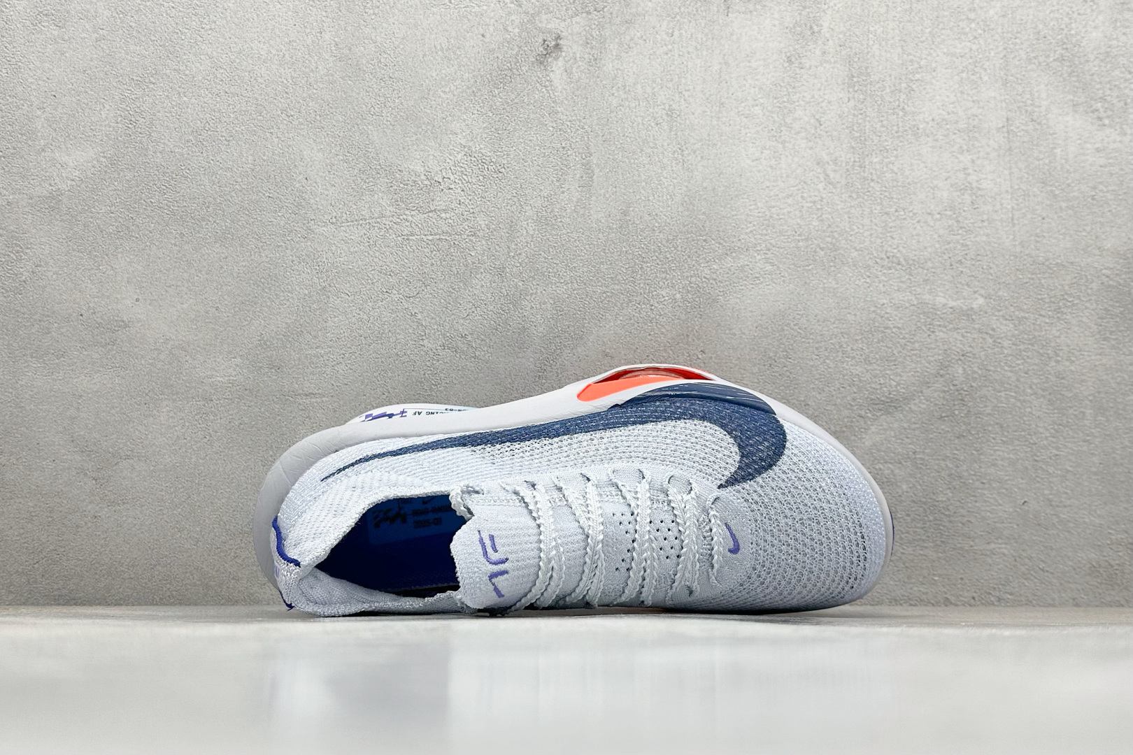 NK Air Zoom Alphafly Next%3 系列马拉松轻量竞速运动跑鞋 FD8311-001-莆田鞋,莆田鞋货源,高仿鞋,高仿鞋货源,安福档口,莆田高仿鞋,莆田鞋批发,高仿鞋批发,莆田高仿运动鞋,高仿运动鞋,莆田运动鞋 NK Air Zoom Alphafly Next%3 系列马拉松轻量竞速运动跑鞋 FD8311-001