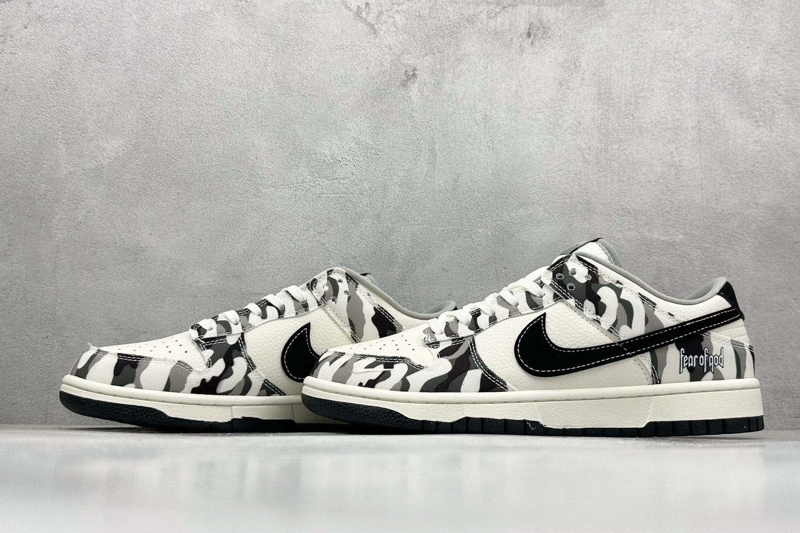 XC版Nike SB Dunk Low 灰迷彩 周年高端定制 低帮休闲板鞋 SR2025-002