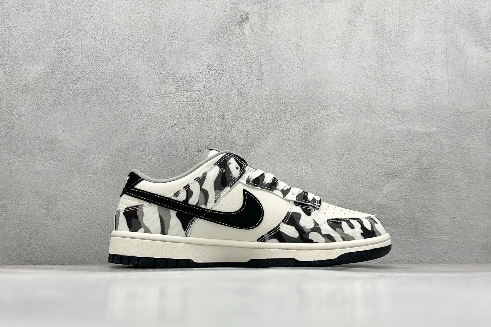 XC版Nike SB Dunk Low 灰迷彩 周年高端定制 低帮休闲板鞋 SR2025-002