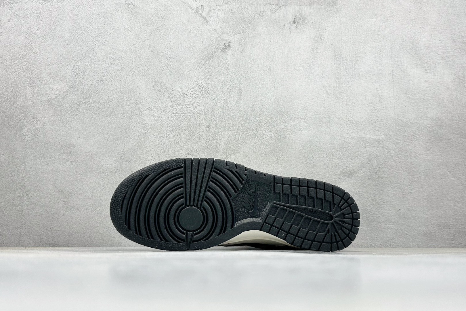 XC版Nike SB Dunk Low 灰迷彩 周年高端定制 低帮休闲板鞋 SR2025-002