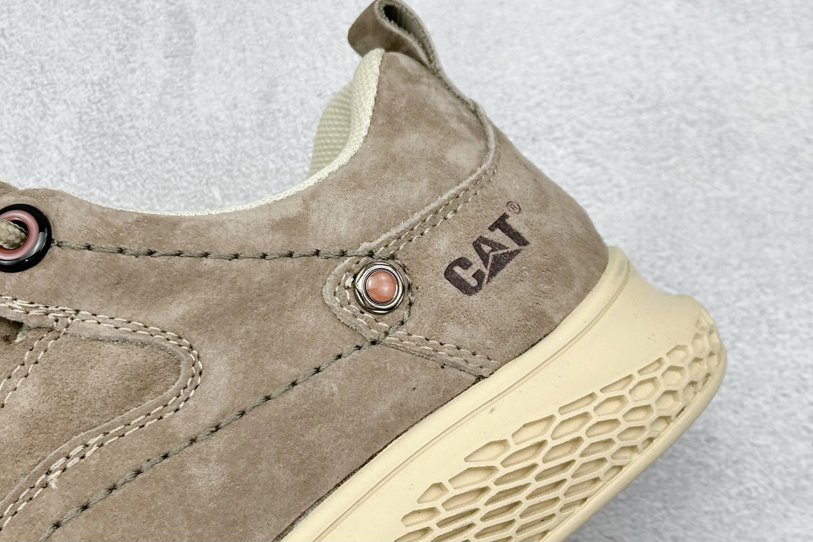 25年秋冬款CAT硬汉推土机品牌·卡特Tramp Hike Low款户外休闲系带男鞋者百搭休闲旅游休闲鞋