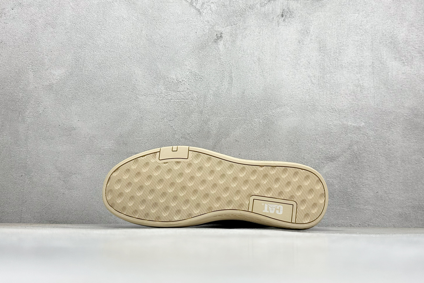 25年秋冬款CAT硬汉推土机品牌·卡特Tramp Hike Low款户外休闲系带男鞋者百搭休闲旅游休闲鞋