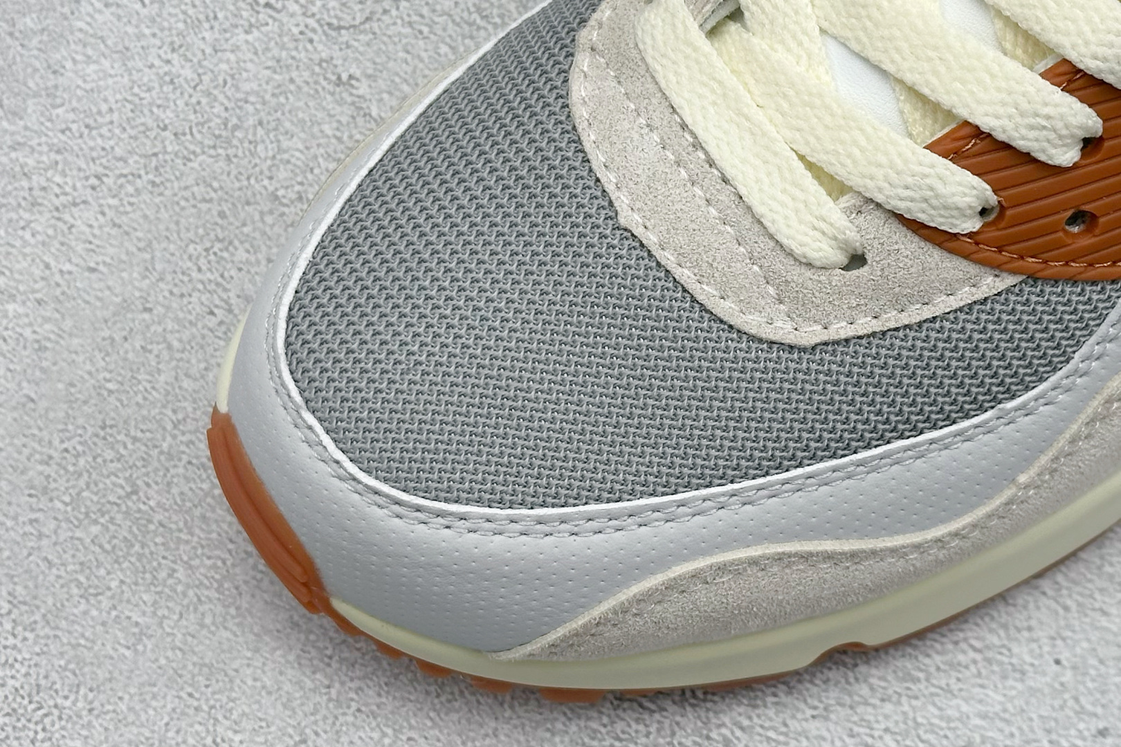 NK Air 90 气垫复古减震跑步鞋 经典重温 IF5605-001